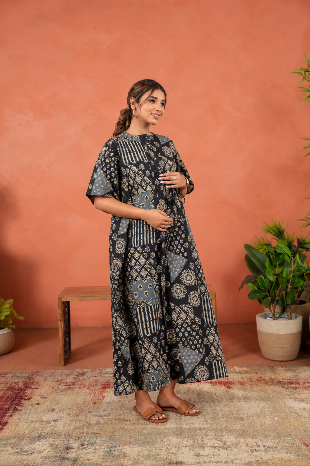 Zari Bagh Maternity & Nursing Kaftan