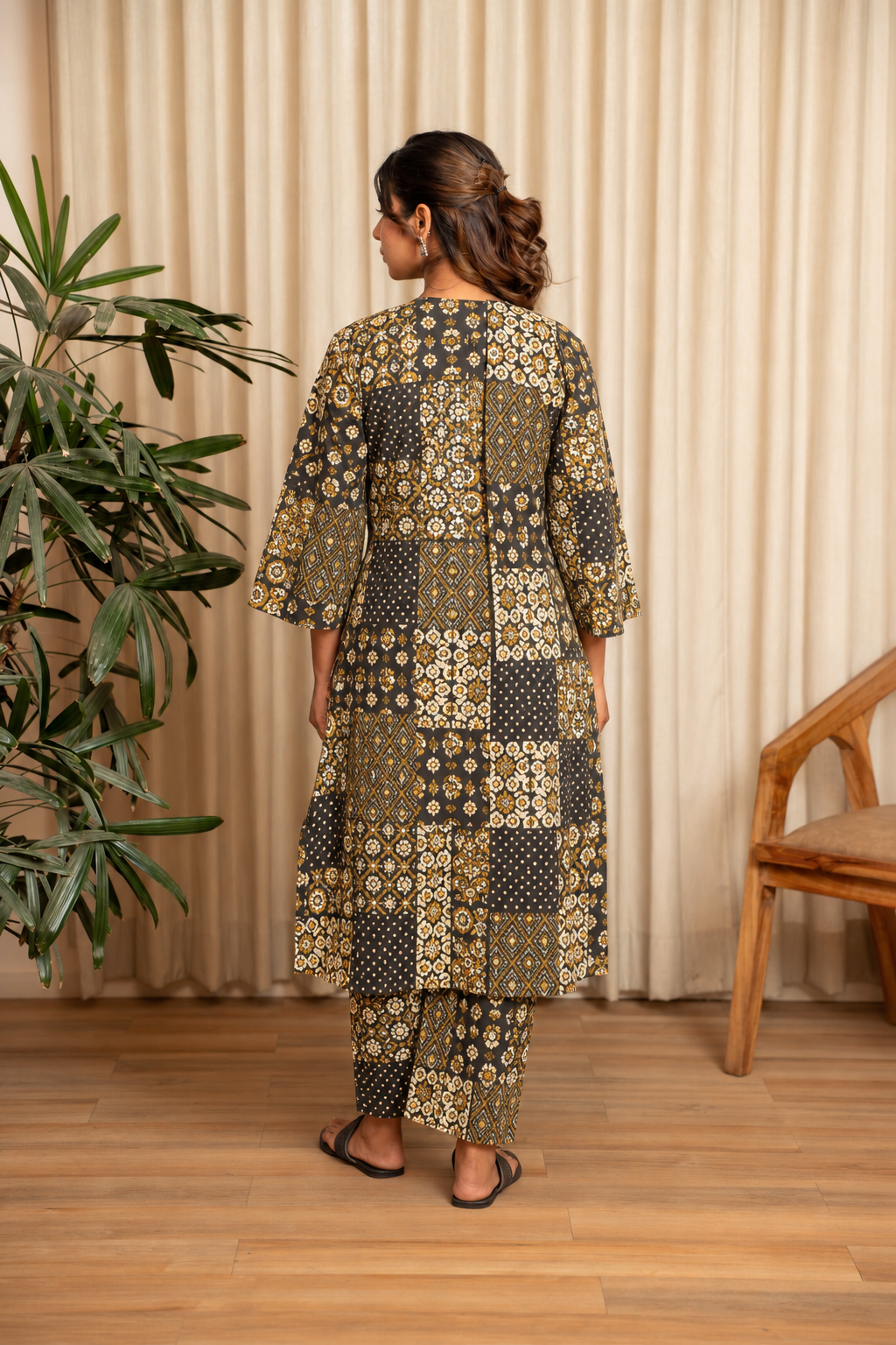 Aarohi Mosaic Maternity & Nursing Kurta Pant Set