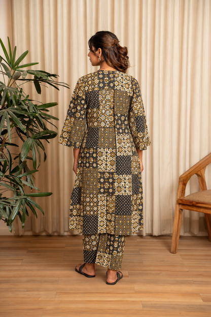 Aarohi Mosaic Maternity & Nursing Kurta Pant Set