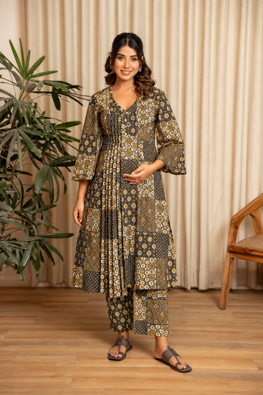 Aarohi Mosaic Maternity & Nursing Kurta Pant Set