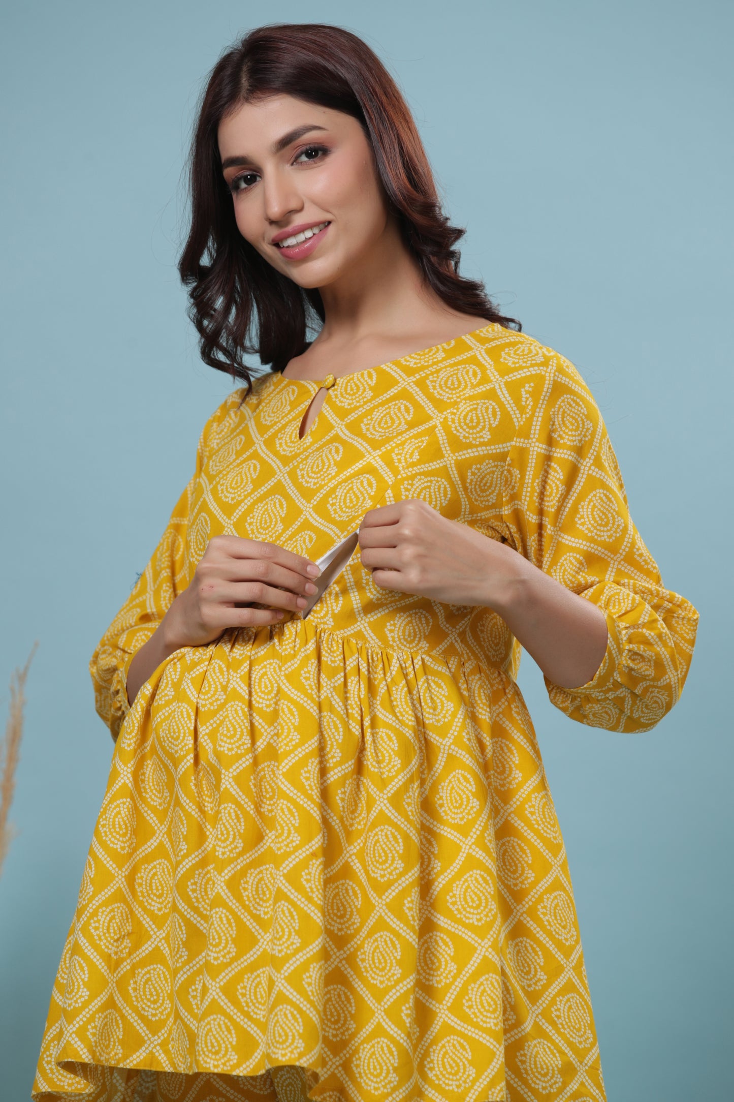 Patterned Bandhej On Yellow Maternity & Nursing Set