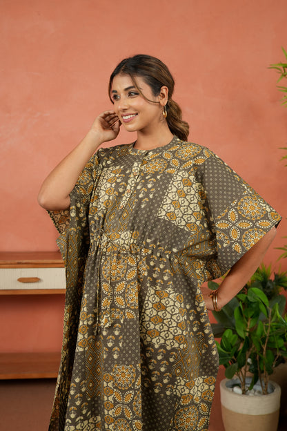 Aarohi Mosaic Maternity & Nursing Kaftan