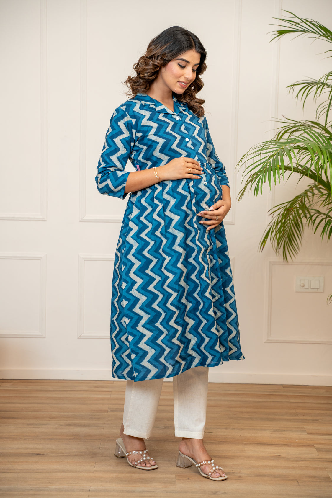 Indigo Ripple Buttoned Cotton Maternity & Nursing Kurta