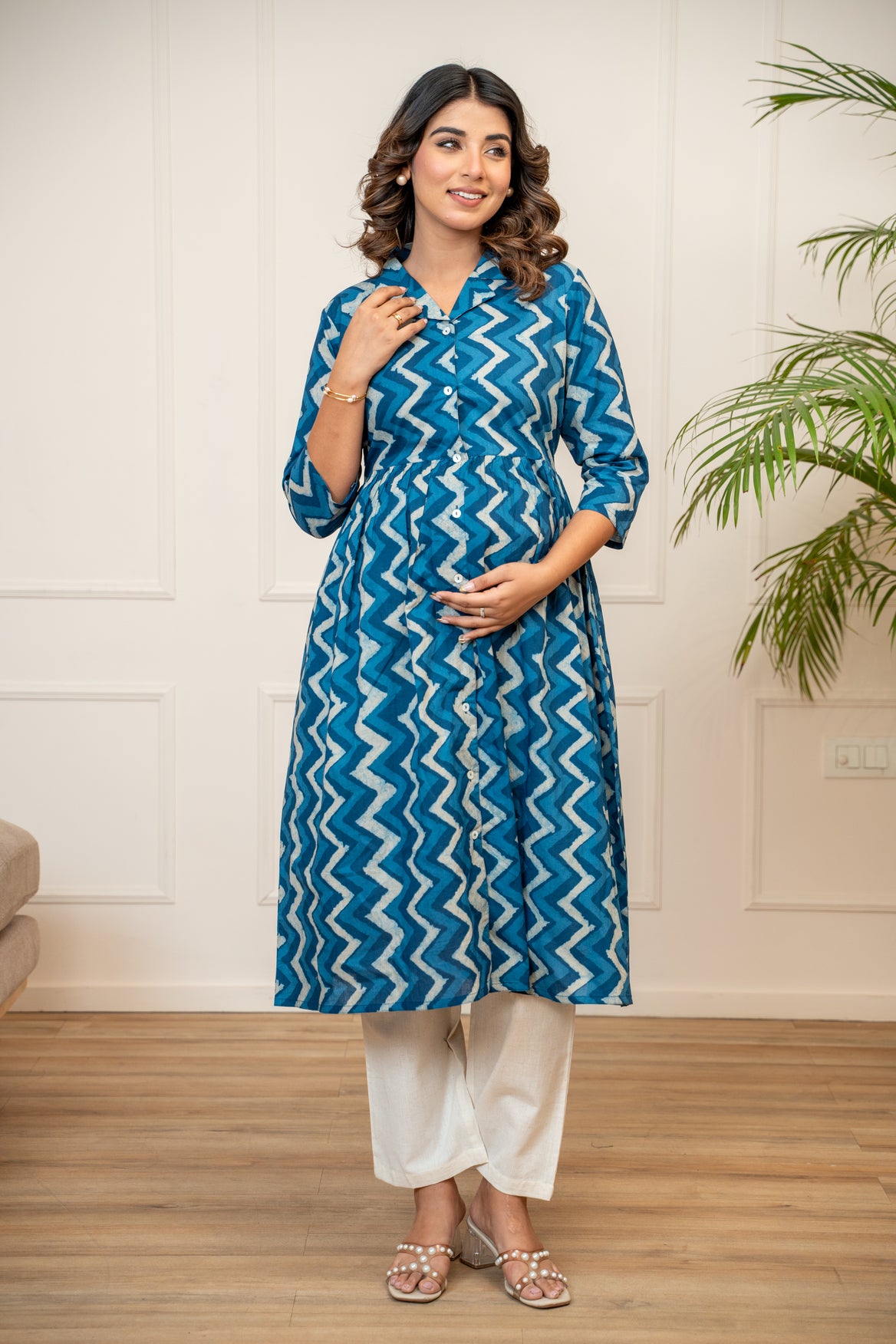 Indigo Ripple Buttoned Cotton Maternity & Nursing Kurta