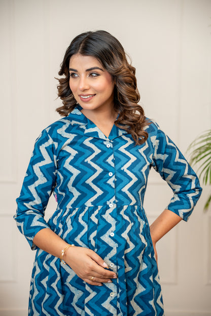Indigo Ripple Buttoned Cotton  Maternity & Nursing Dress