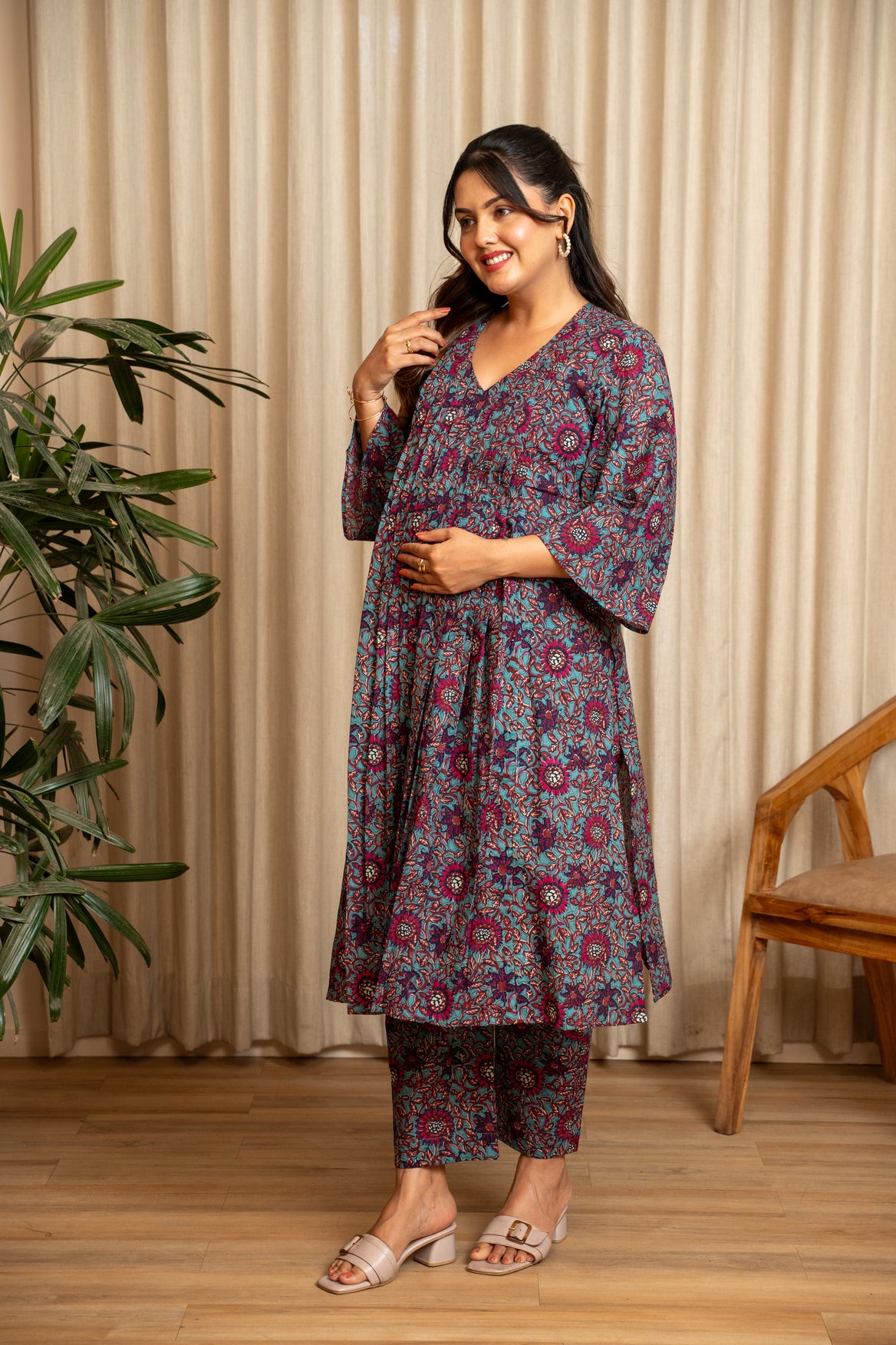 Raat Rani Bloom Pleated Maternity & Nursing Kurta Set
