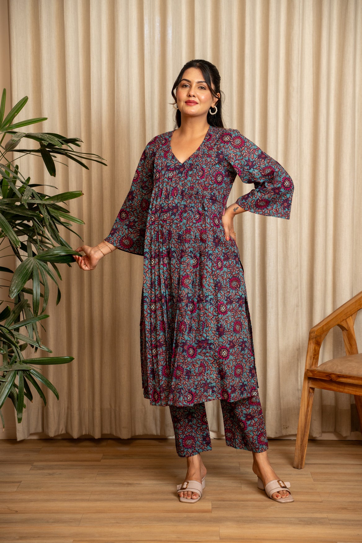 Raat Rani Bloom Pleated Maternity & Nursing Kurta Set
