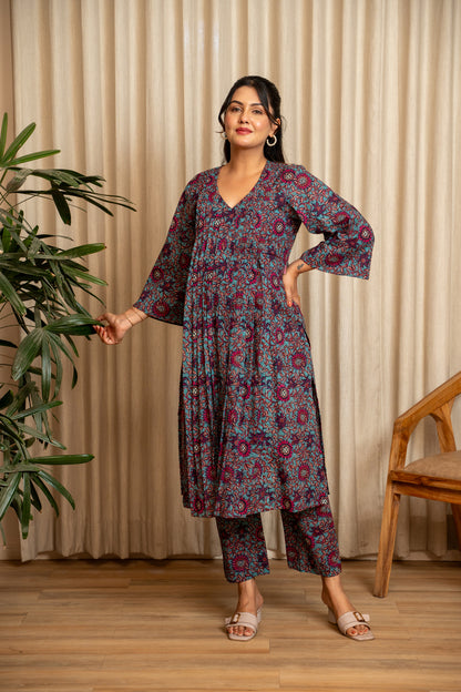 Raat Rani Bloom Pleated Maternity & Nursing Kurta Set