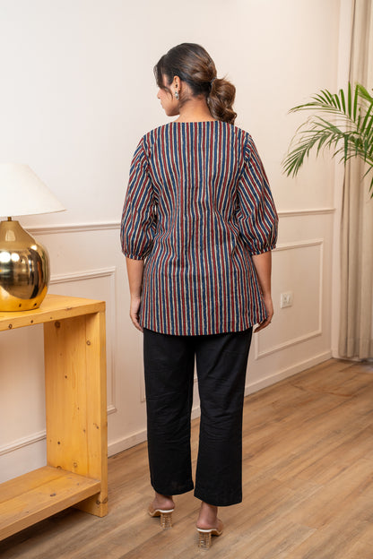 Sutrangi Leher Cotton Top