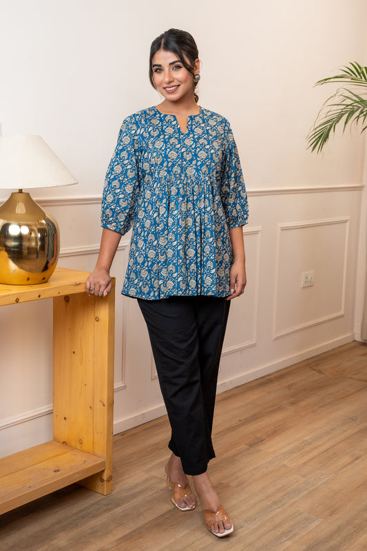 Everyday Bloom Blue Cotton Top