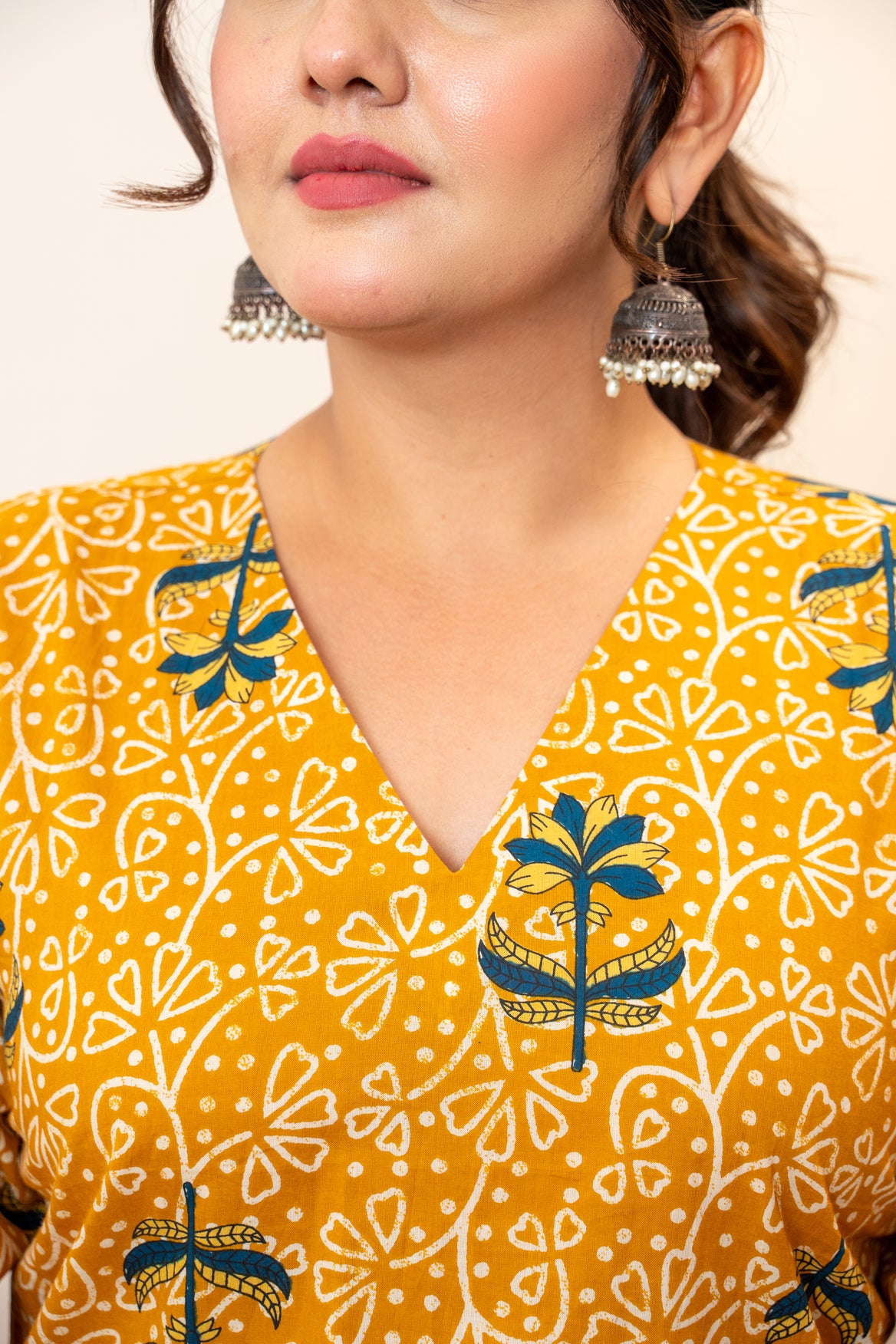 Amaltas Grove Kurta Pant Set With Dupatta