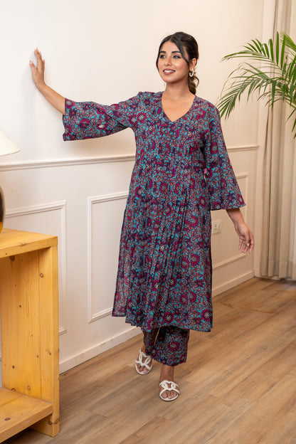 Raat Rani Bloom Pleated Co-ord Set