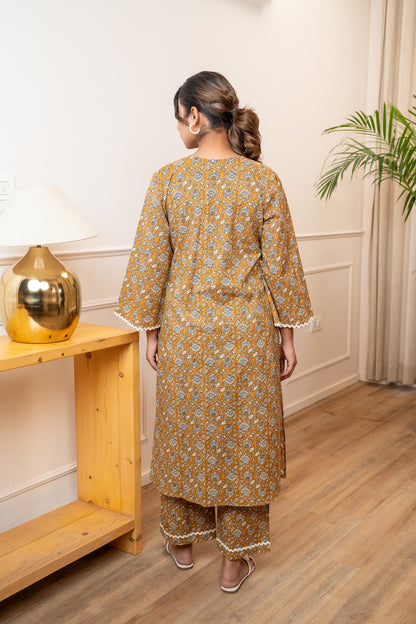 Everyday Bloom Mustard Lace Co-ord Set