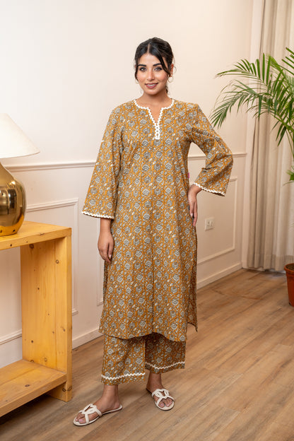 Everyday Bloom Mustard Lace Co-ord Set