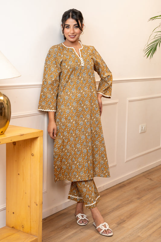 Everyday Bloom Mustard Lace Co-ord Set