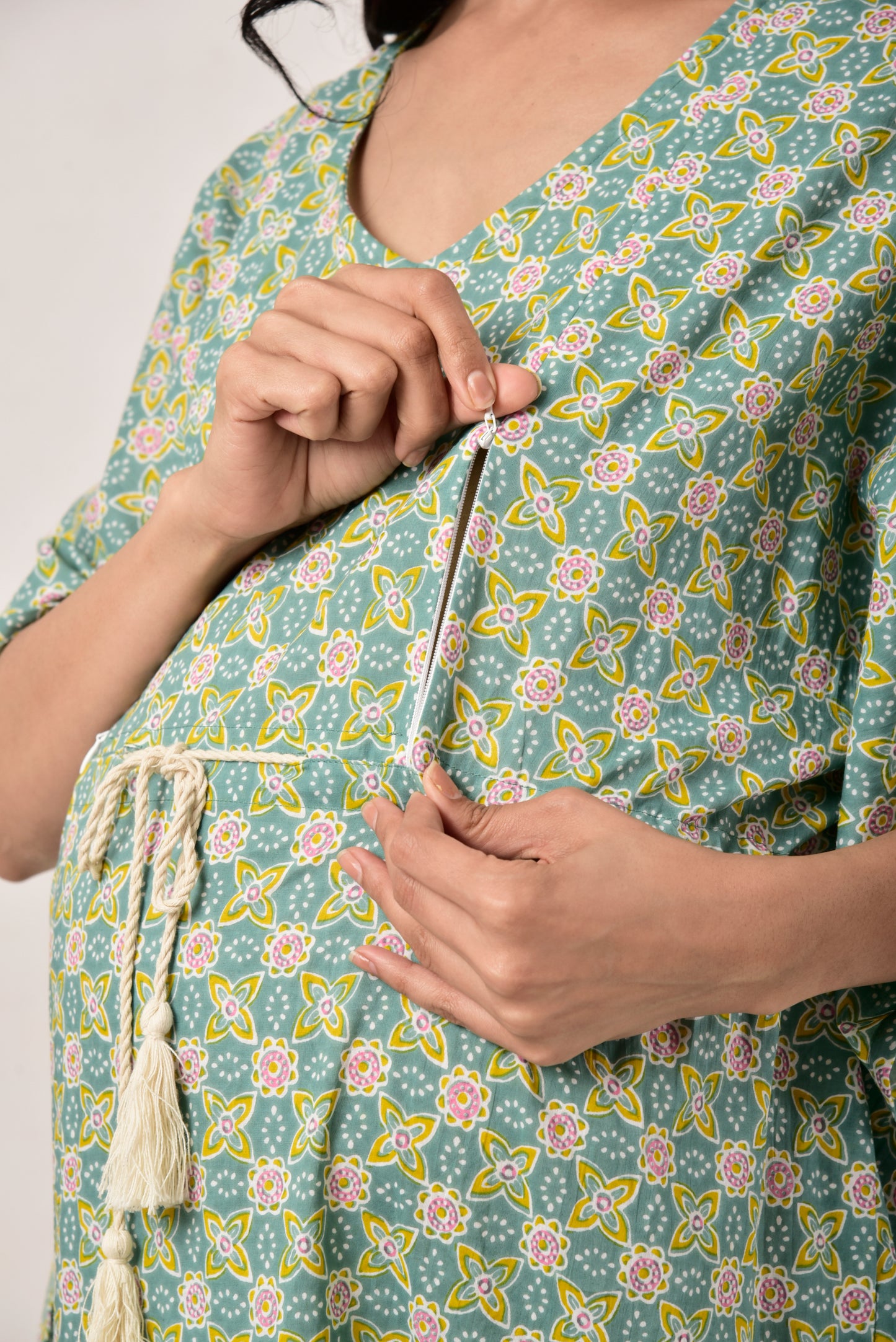 Gardenia On Green Maternity & Nursing Kaftan