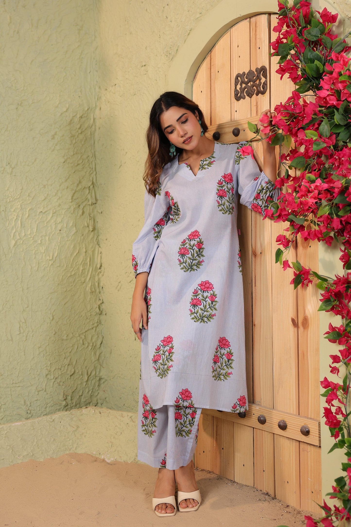 Summer Bloom on White Blue Stripes Cotton Co-ord Set