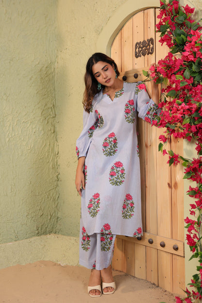 Summer Bloom on White Blue Stripes Cotton Co-ord Set