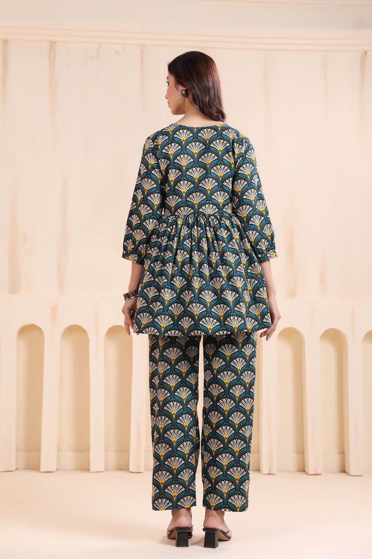 Black Bloom Maternity & Nursing Set