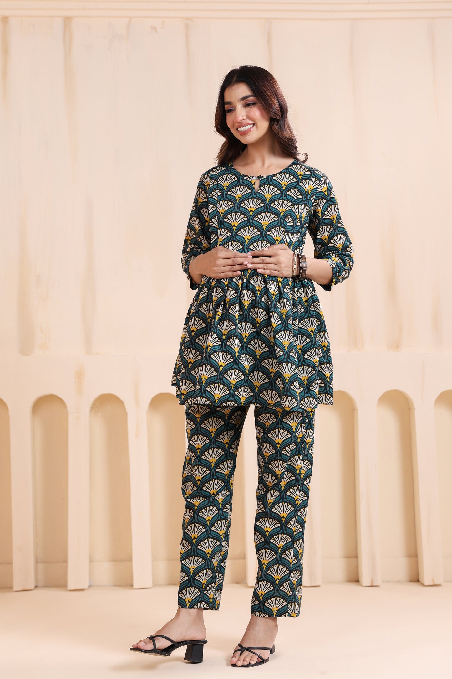 Black Bloom Maternity & Nursing Set